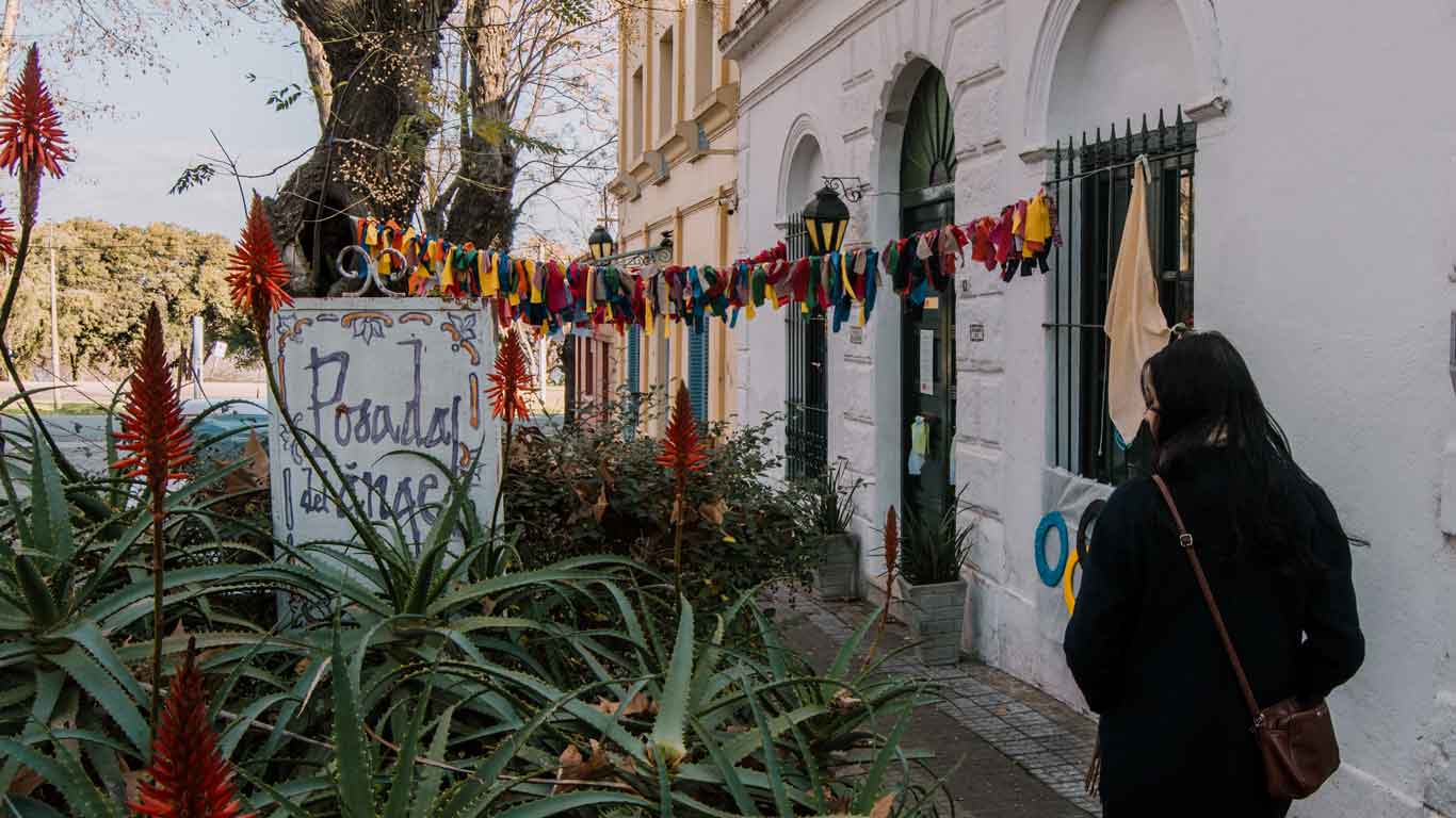 Woman exploring the charming Historic Center, one of the best things to do in Colonia del Sacramento.